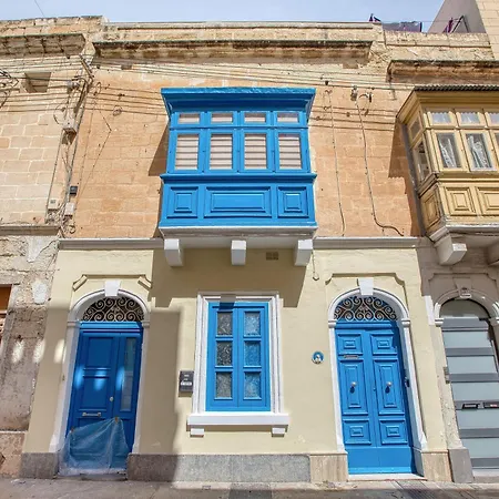 House With Roof Terrace And Maltese Balcony Sliema